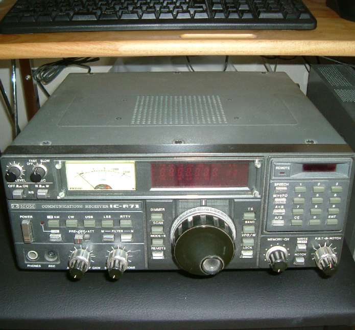 ICOM IC-R71